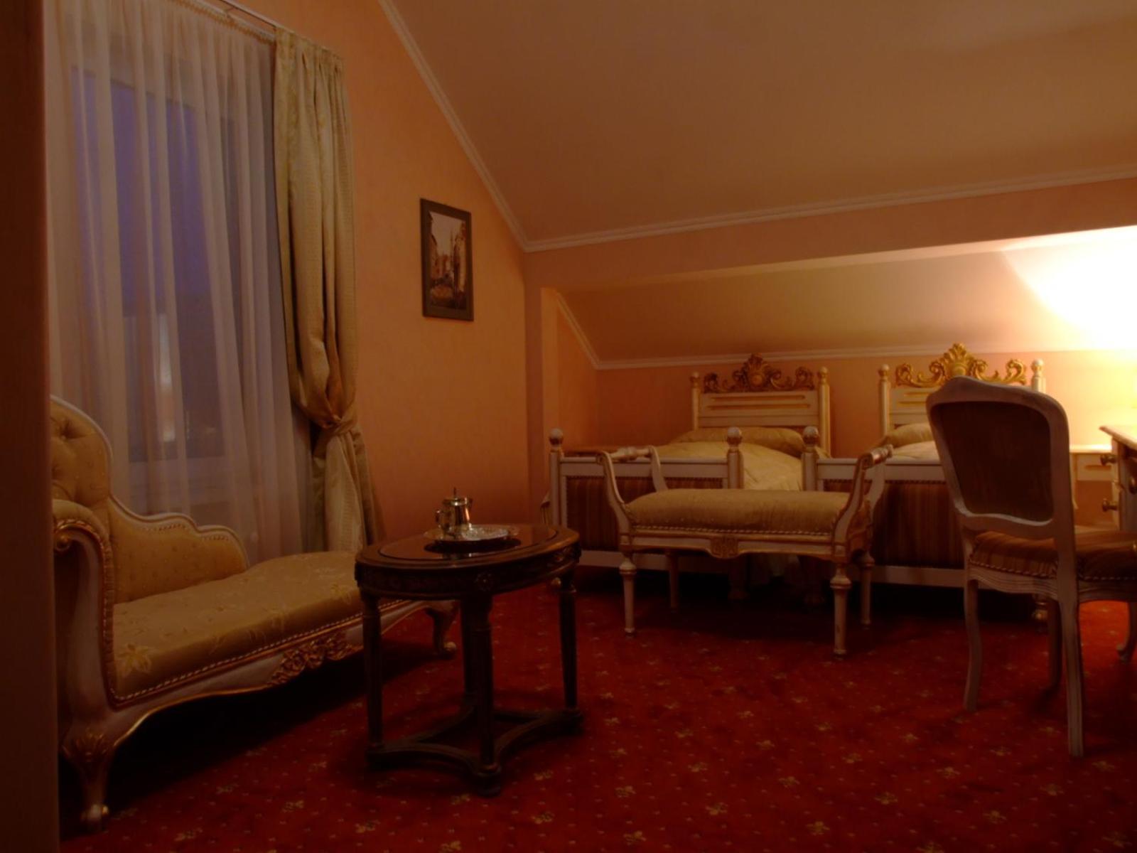 Hotel Royal 잘러우 외부 사진