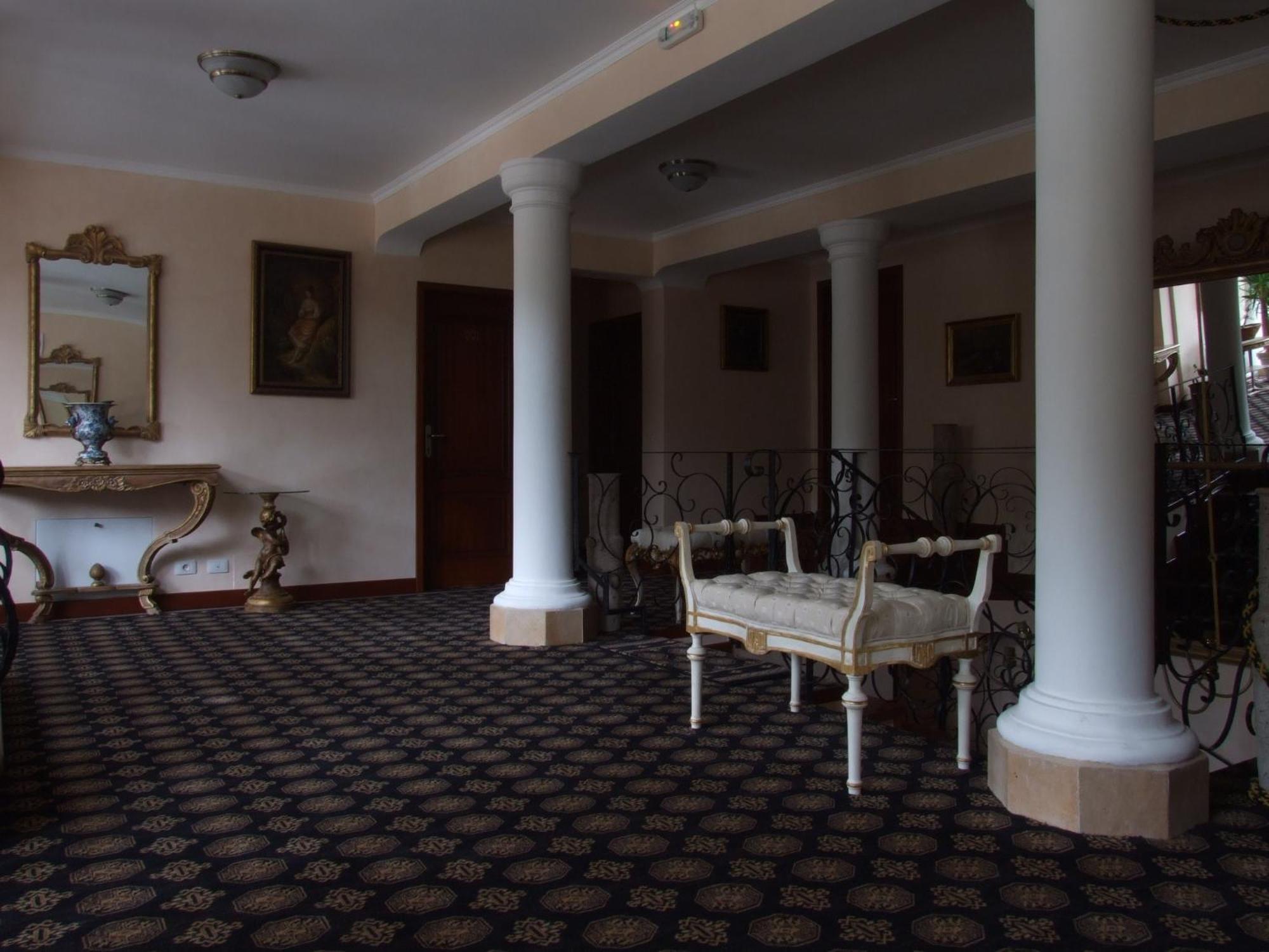 Hotel Royal 잘러우 외부 사진
